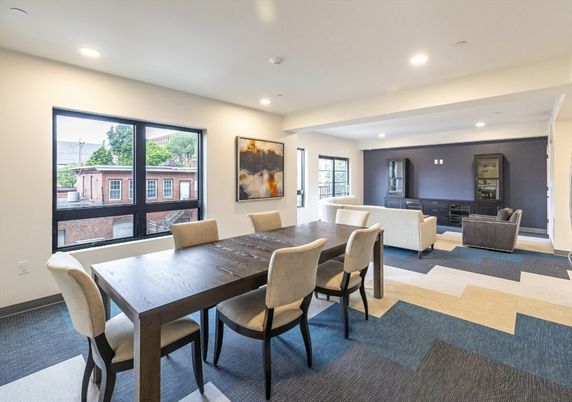 Dining room, Interior, Living room, Recessed Lighting