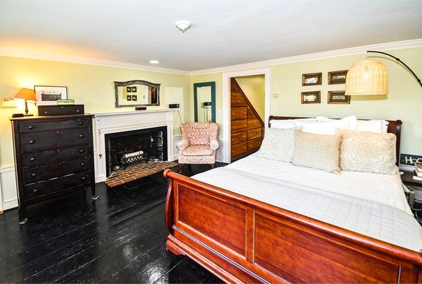 Bedroom, Fireplace, Interior, Recessed Lighting, Wood Texture Flooring
