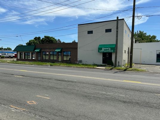 Exterior, Facade, None
