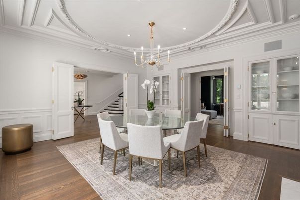 Chandelier, Dining room, Interior, Pendant Lights, Recessed Lighting, Wood Texture Flooring