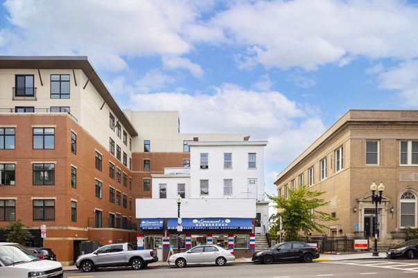 Exterior, Facade, Condo Building