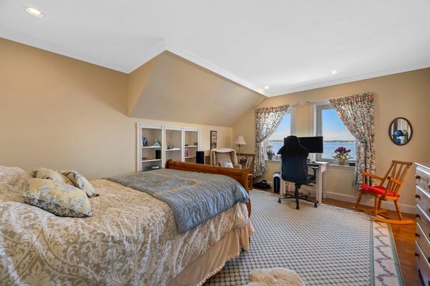 Bedroom, Home Office, Interior, Recessed Lighting, Water, Wood Texture Flooring