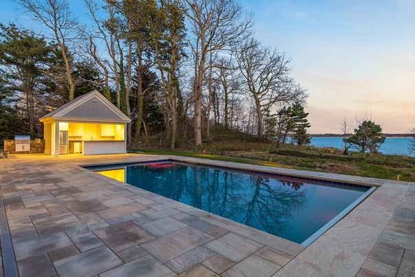 Exterior, Pool, Water