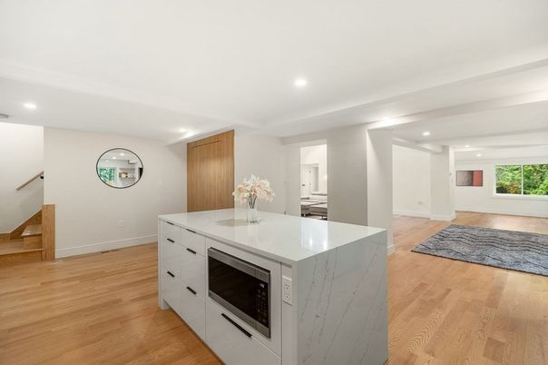 Interior, Kitchen, Recessed Lighting, Wood Texture Flooring