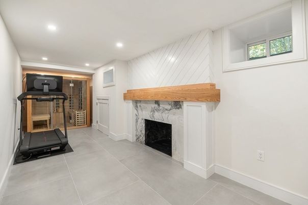 Fireplace, Fitness Equipment, Interior, Recessed Lighting