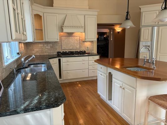 Interior, Kitchen, Pendant Lights, Wood Texture Flooring