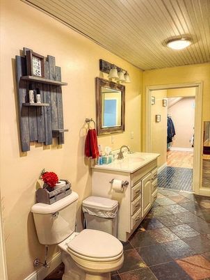 Bathroom, Interior