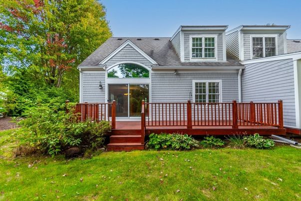 Exterior, Facade, Cape Cod