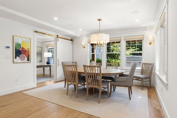 Chandelier, Dining room, Interior, Recessed Lighting, Wood Texture Flooring