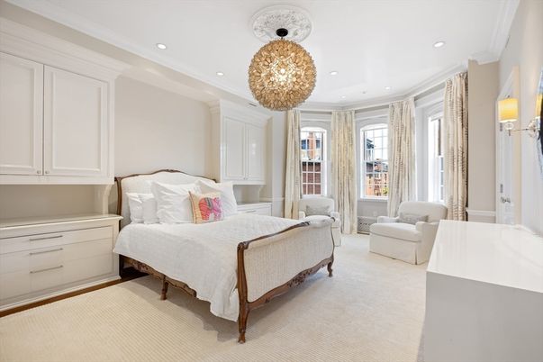Bedroom, Chandelier, Interior, Pendant Lights, Recessed Lighting