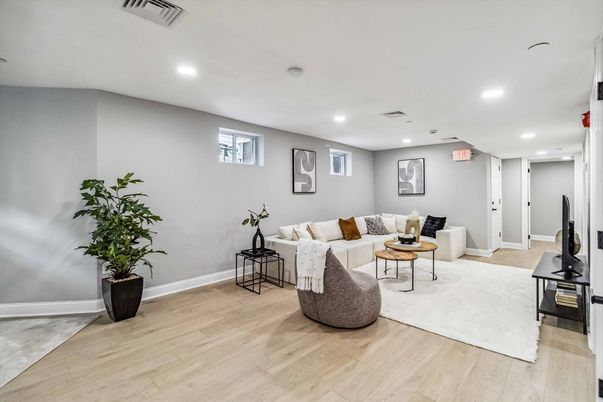 Interior, Living room, Recessed Lighting, Wood Texture Flooring
