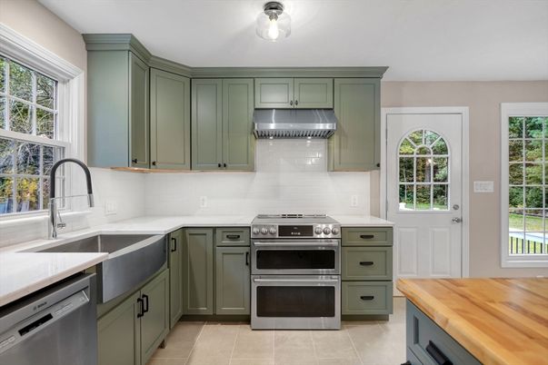 Interior, Kitchen, Stainless Steel Appliances