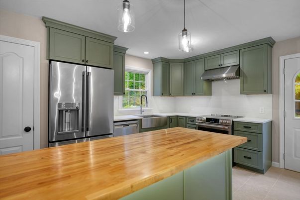 Interior, Kitchen, Pendant Lights, Recessed Lighting, Stainless Steel Appliances