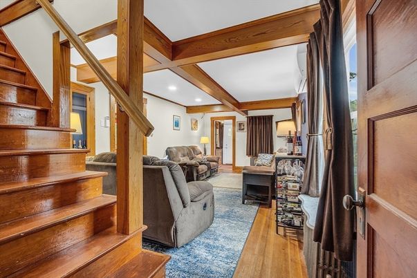 Interior, Living room, Recessed Lighting, Wooden Beams, Wood Texture Flooring