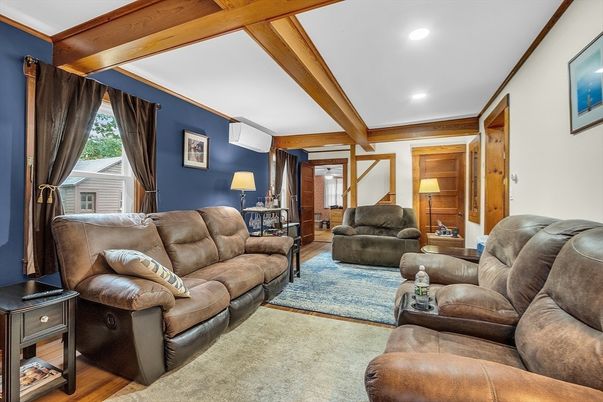 Interior, Living room, Recessed Lighting, Wooden Beams, Wood Texture Flooring