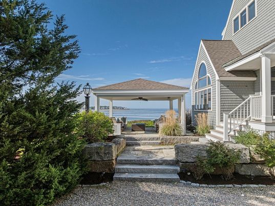 Exterior, Water