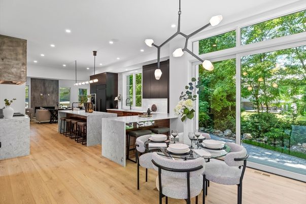 Dining room, Interior, Kitchen, Pendant Lights, Recessed Lighting, Wood Texture Flooring