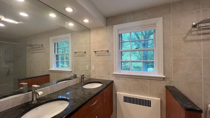Bathroom, Dual Sink Vanities, Interior, Recessed Lighting