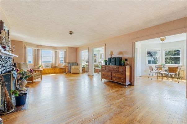 Dining room, Interior, Wood Texture Flooring