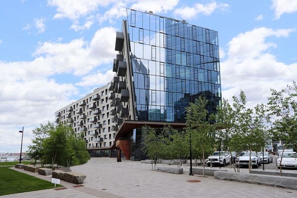 Exterior, Facade, Highrise