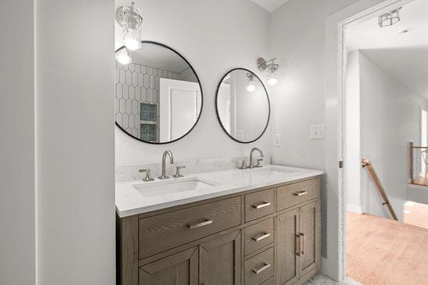 Bathroom, Dual Sink Vanities, Interior
