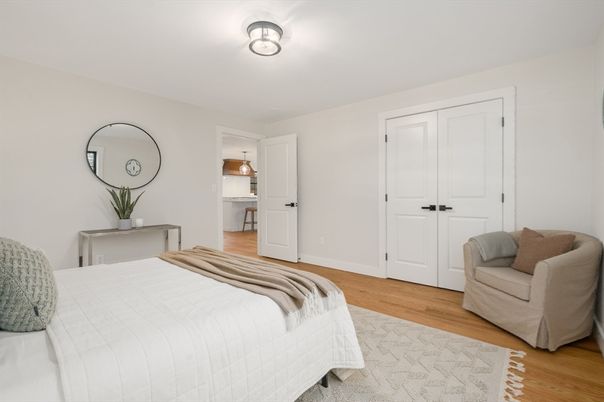 Bedroom, Interior, Pendant Lights, Wood Texture Flooring