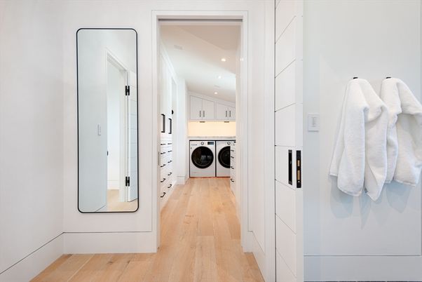 Interior, Recessed Lighting, Utility Closets, Washer, Wood Texture Flooring