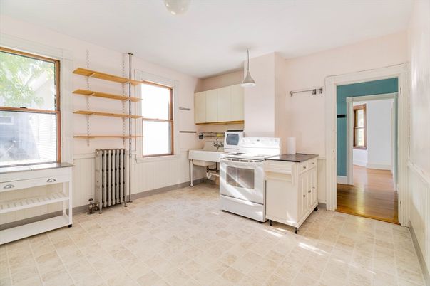 Interior, Kitchen, Pendant Lights, Wood Texture Flooring
