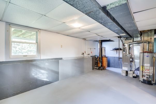 Fitness Equipment, Interior, Recessed Lighting
