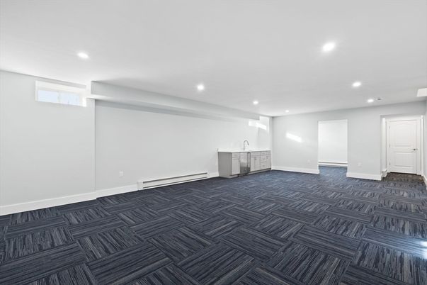 Empty room, Interior, Recessed Lighting