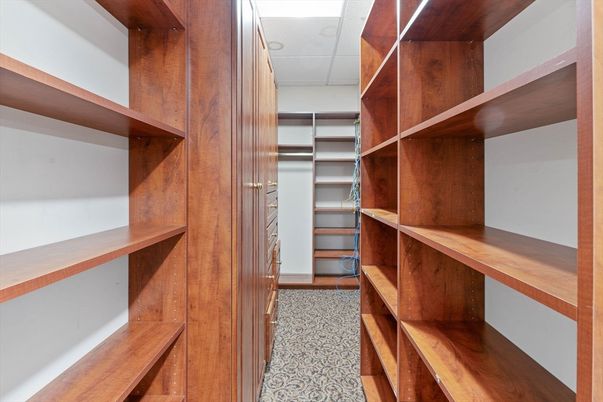 Interior, Walk-in Closets