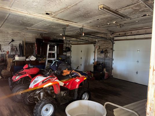 Garage, Interior, Stone Walls