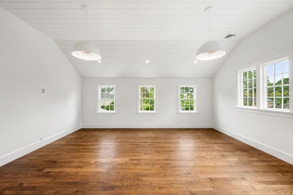Empty room, Interior, Pendant Lights, Recessed Lighting, Wood Texture Flooring
