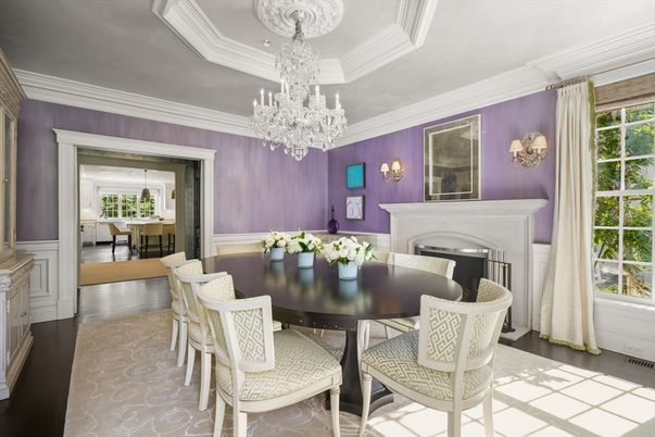 Chandelier, Dining room, Fireplace, Interior, Wood Texture Flooring