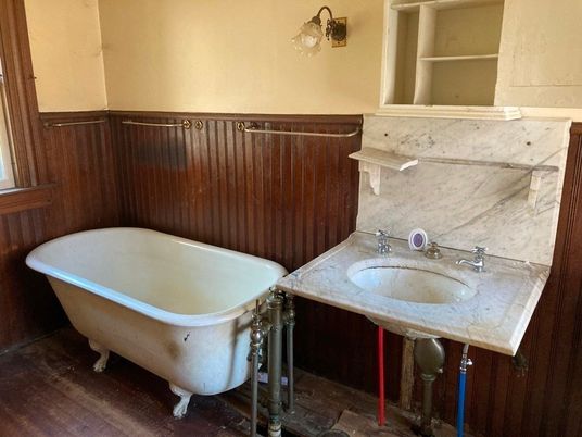 Bathroom, Free Standing Baths, Interior