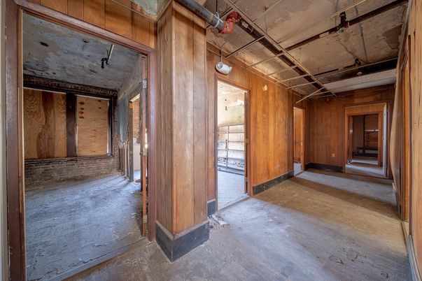 Interior, Wooden Walls