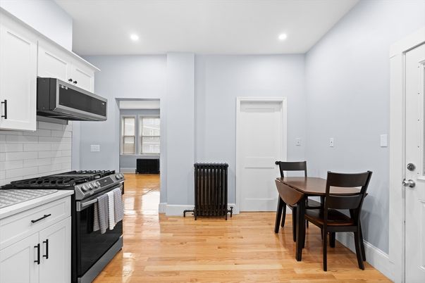 Dining room, Interior, Kitchen, Recessed Lighting, Wood Texture Flooring