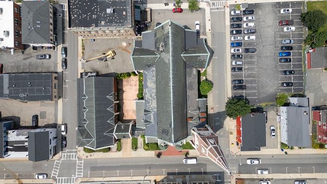 Exterior, Drone