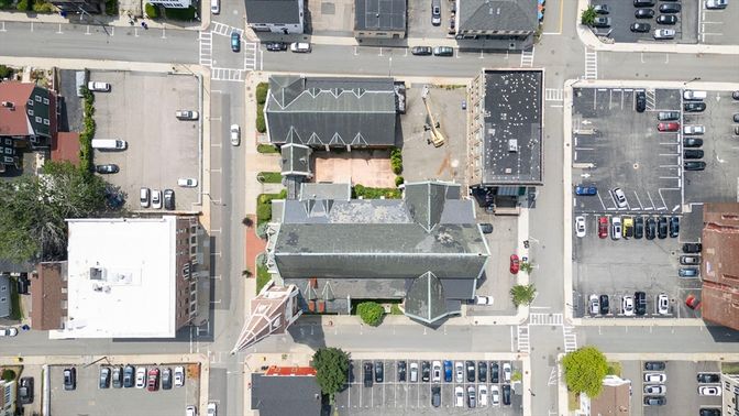 Exterior, Drone