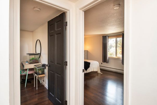 Bedroom, Home Office, Interior, Wood Texture Flooring