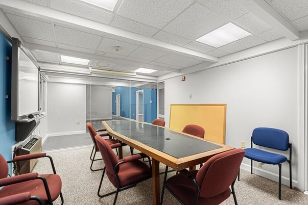 Dining room, Interior, Recessed Lighting