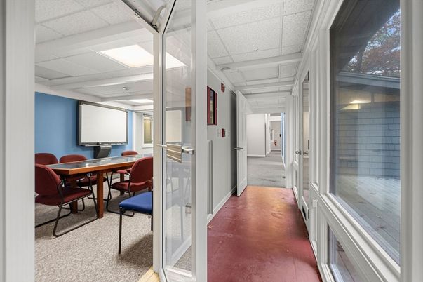 Dining room, Interior