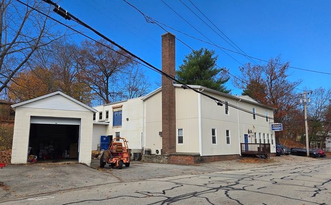 Detached Garage, Exterior