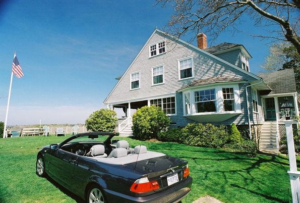 Exterior, Facade, Queen Anne Victorian