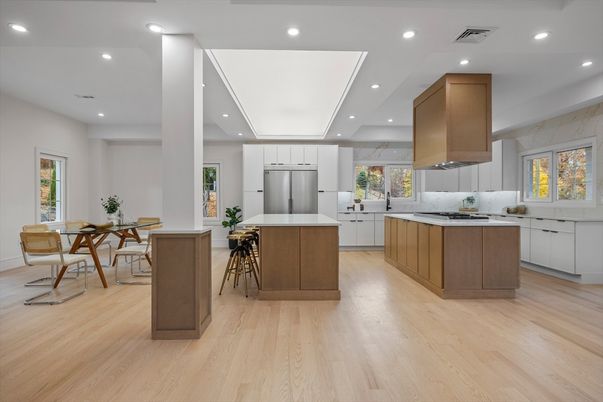 Dining room, Interior, Kitchen, Recessed Lighting, Stainless Steel Appliances, Wood Texture Flooring