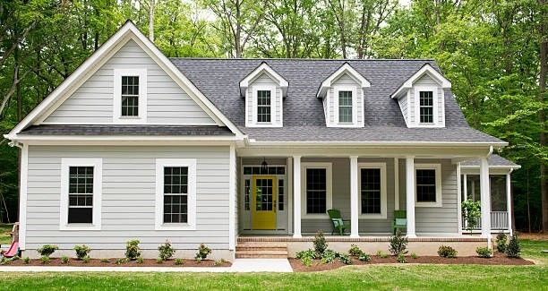 Exterior, Facade, Farmhouse