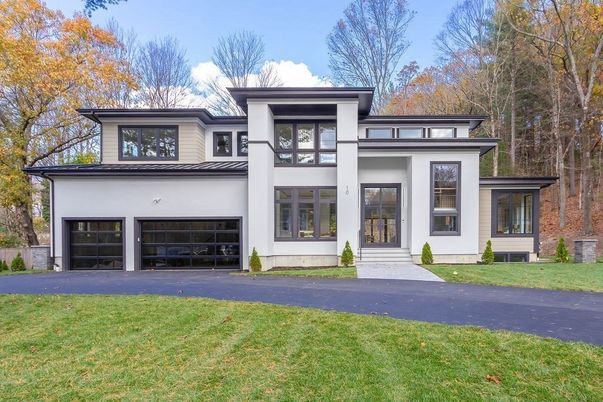 Attached, Exterior, Facade, Modern