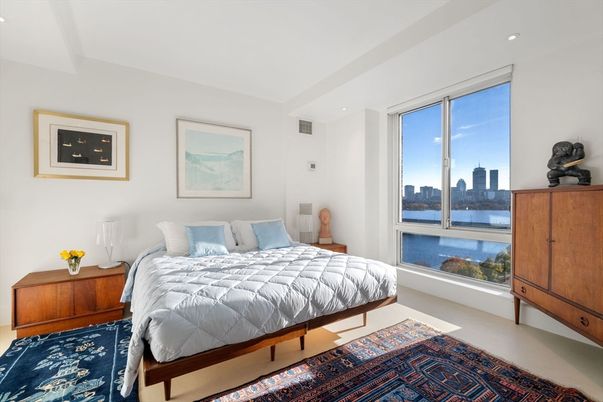 Bedroom, Interior, Recessed Lighting, Water