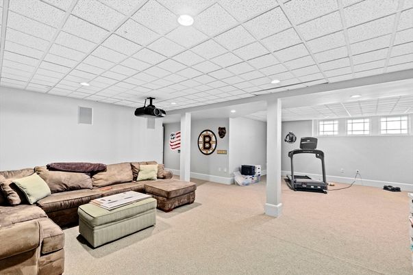 Fitness Equipment, Interior, Living room, Recessed Lighting