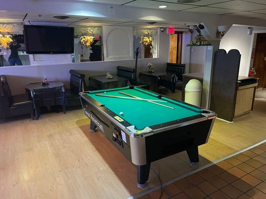 Billiard Table, Game Room, Interior, Recessed Lighting, Wood Texture Flooring